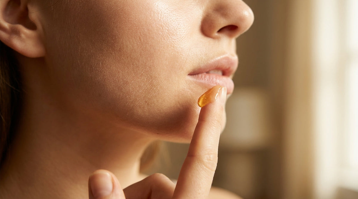 Manuka Honey for Skin: Can It Heal Wounds and Clear Acne?